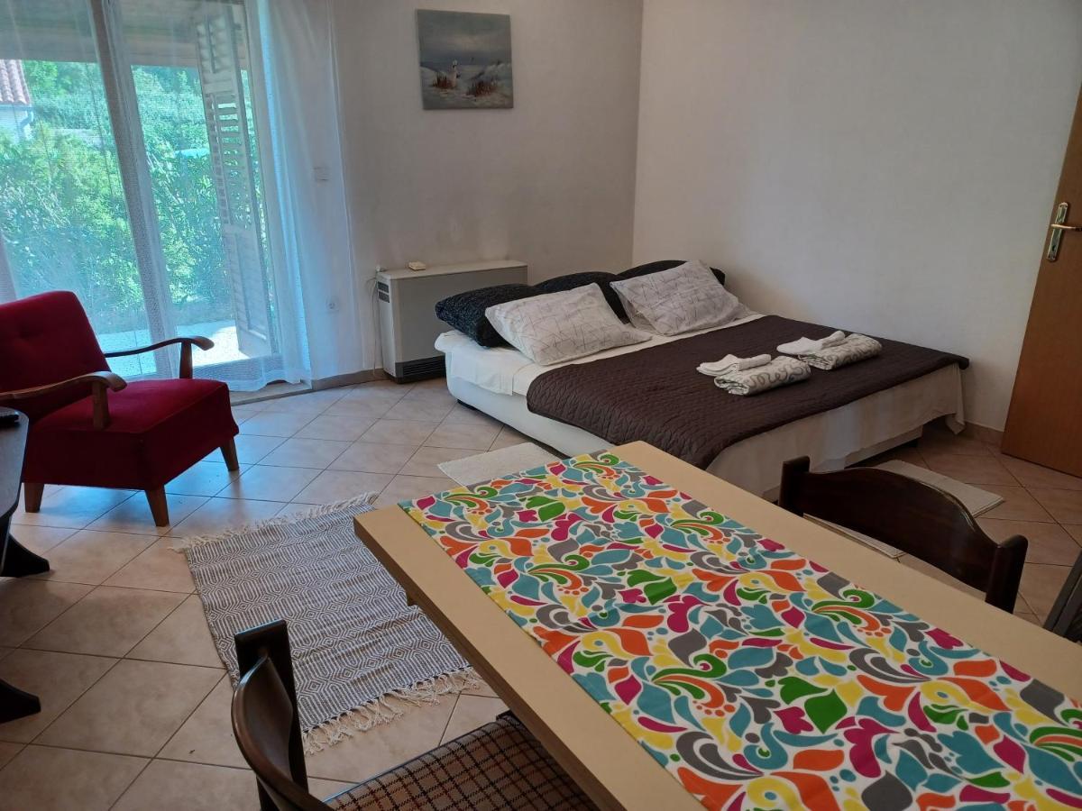 Kamik 1 Apartman Banjole Kültér fotó